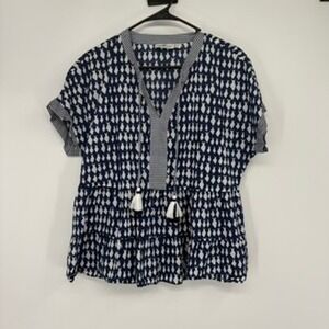 Vineyard Vines Womens M Blue Fish Print Tassel Tiered Peplum Short Sleeve Blouse